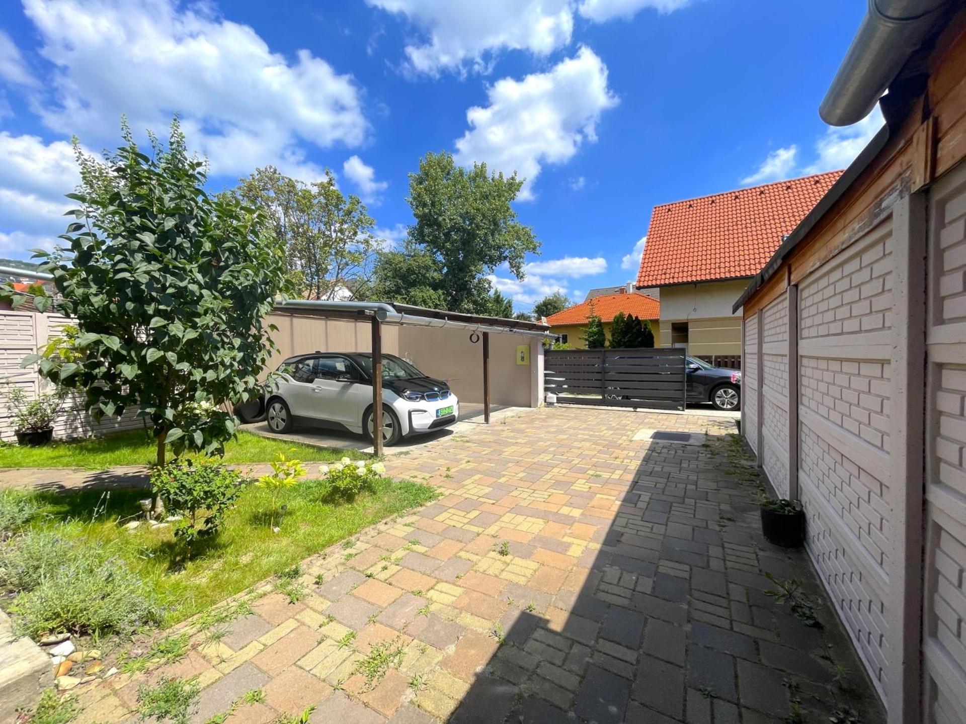Rozse Apartman-Tetoter Apartamento Budaörs Exterior foto
